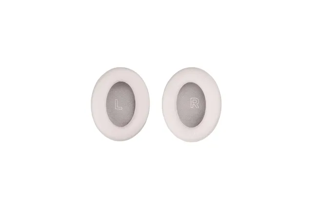 bose-quietcomfort-ultra-headphones-ear-cushion-kit-white-smoke image 1
