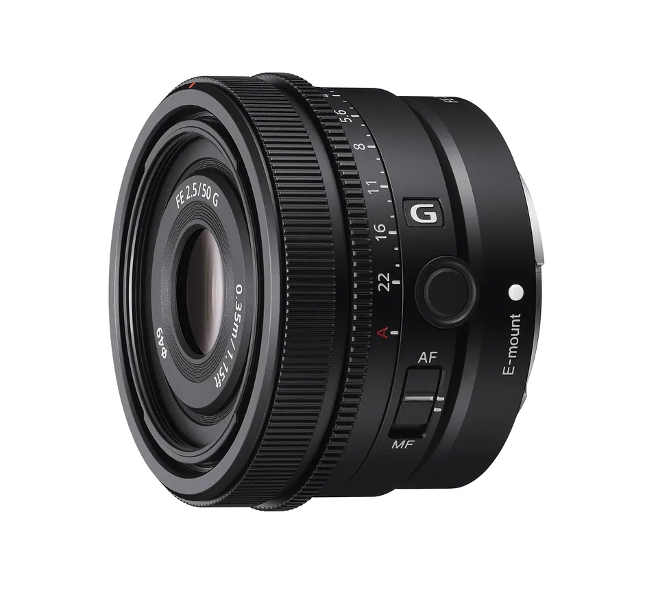 sony-fe-50mm-f2-5-g-full-frame-ultra-compact-prime-lens image 1