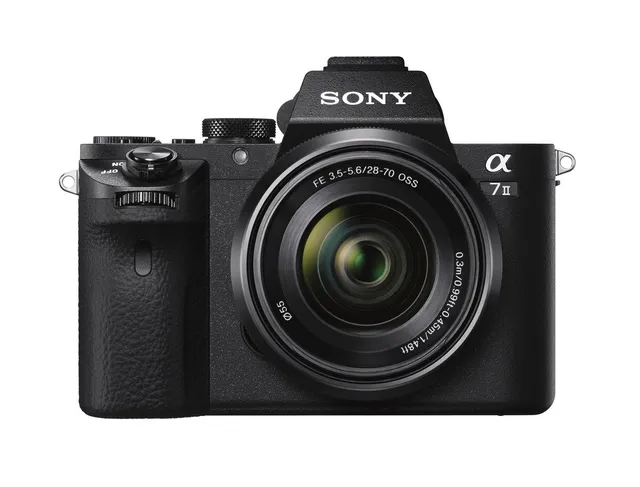 sony-alpha-a7ii-mirrorless-digital-camera-with-28-70mm-lens-24-3mp-full-frame-5- image 1
