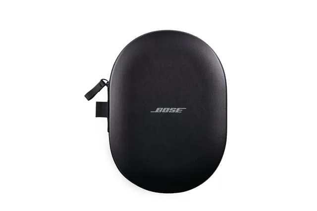 bose-quietcomfort-ultra-headphones-replaceable-carry-case-black image 1