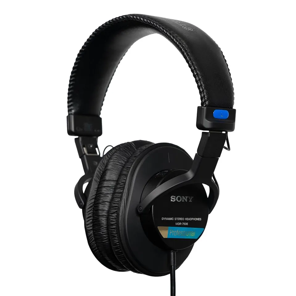 sony-mdr7506-professional-large-diaphragm-headphone image 1