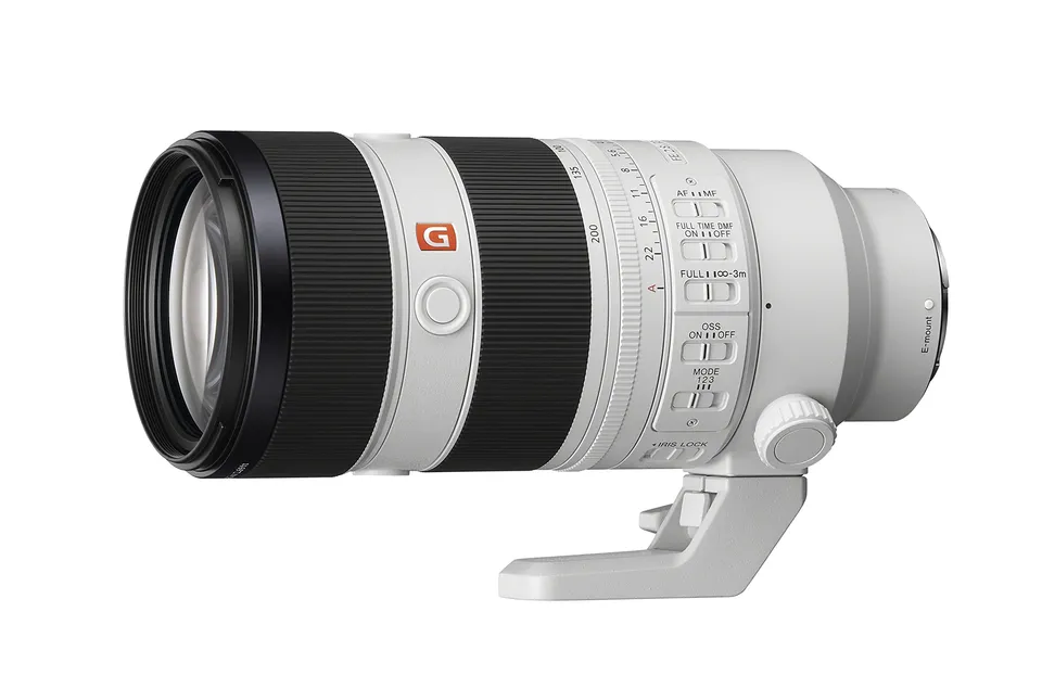 sony-fe-70-200mm-f2-8-gm-oss-ii-full-frame-telephoto-zoom-lens image 1