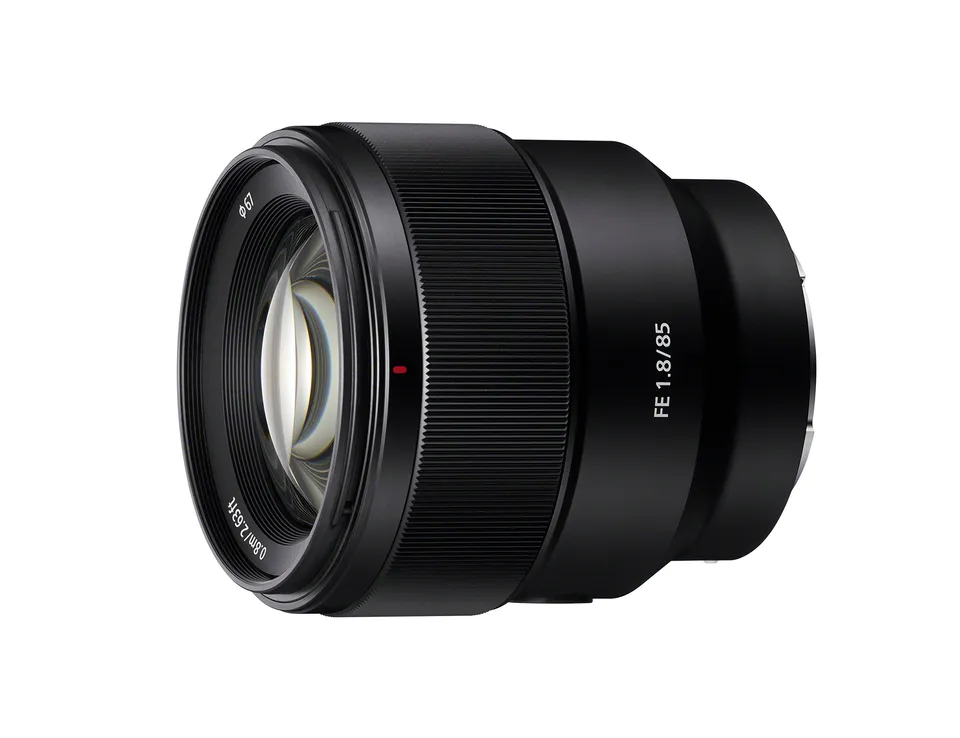 sony-sel85f18-85mm-f-1-8-medium-telephoto-prime-lens-for-e-mount-full-frame-comp image 1