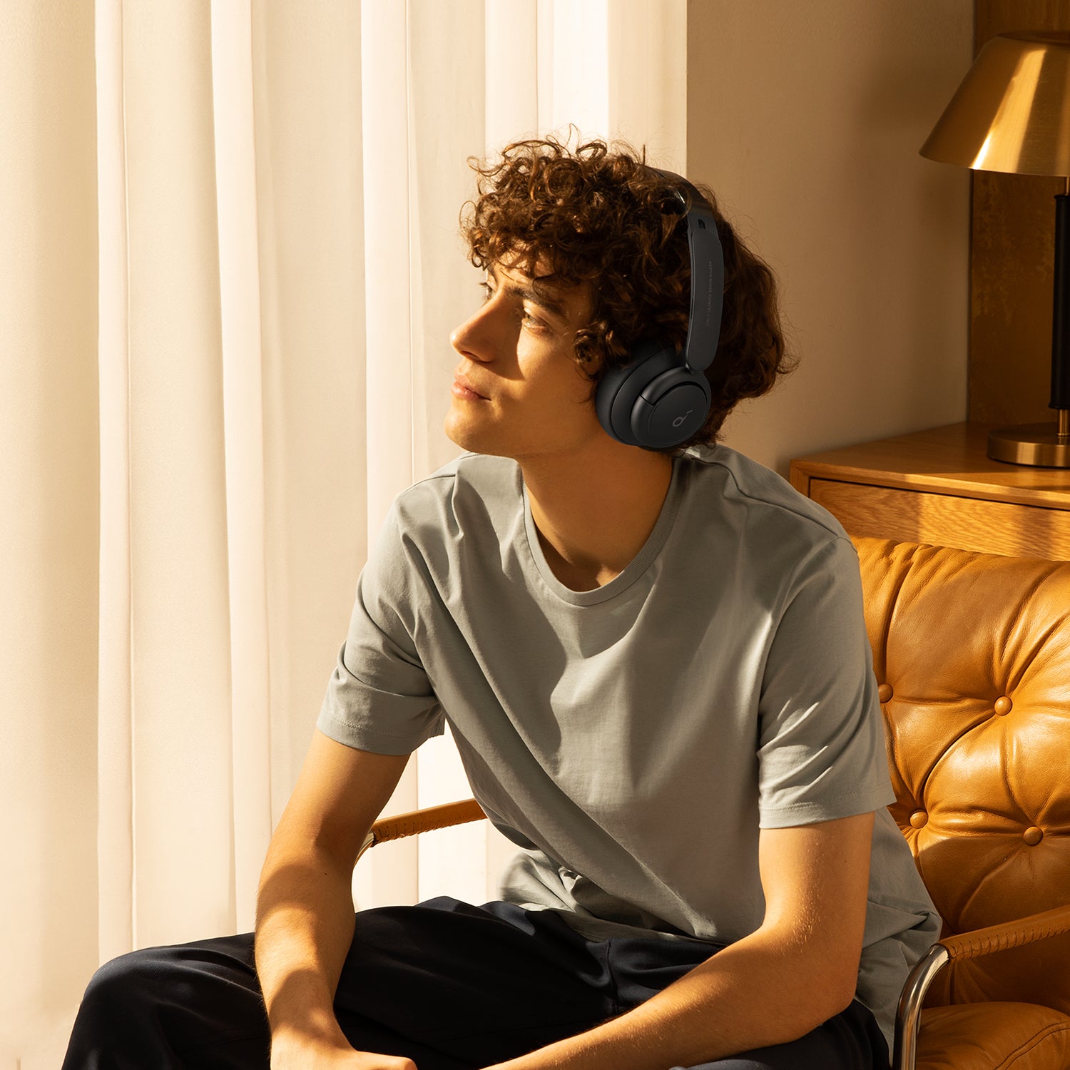 anker-soundcore-life-q35-noise-cancelling-headphones-with-ldac image 2