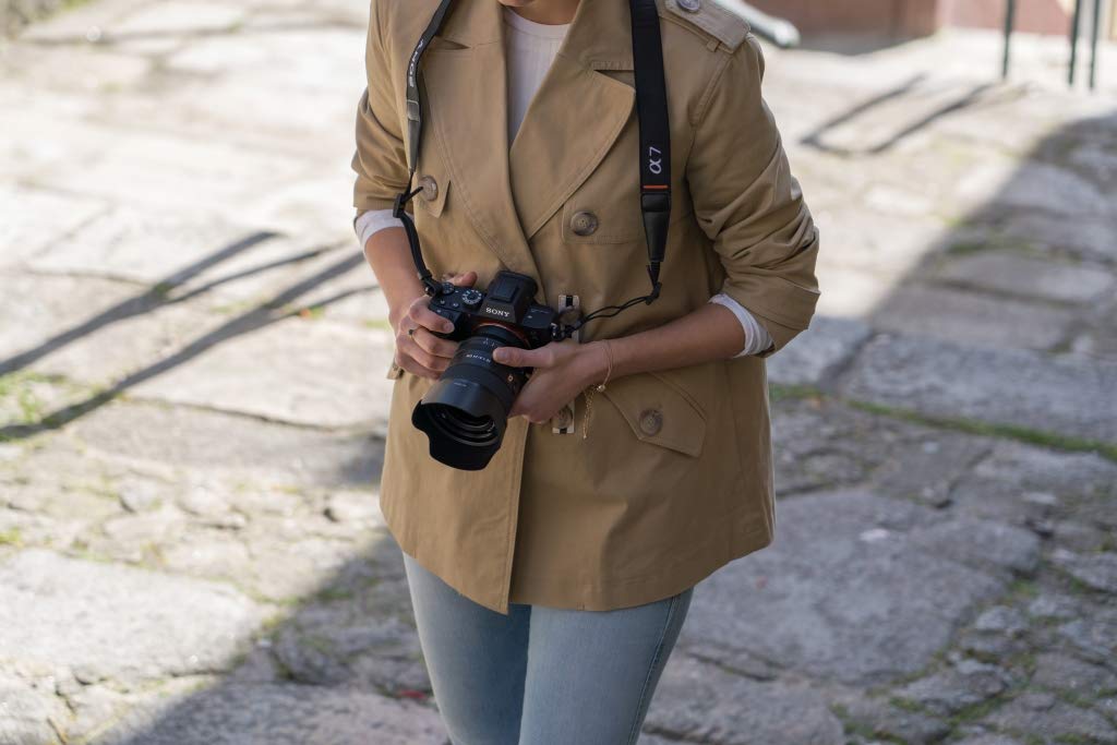 sony-24mm-f-1-4-gm-full-frame-e-mount-prime-lens-sel24f14gm-g-master-series image 2