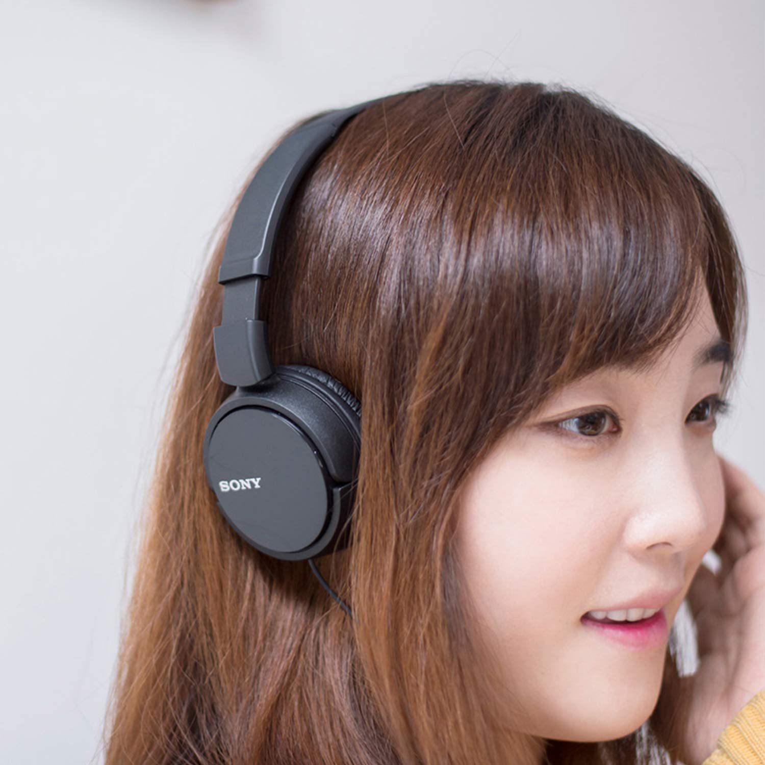 sony-zx-series-wired-on-ear-headphones-black-mdr-zx110 image 2