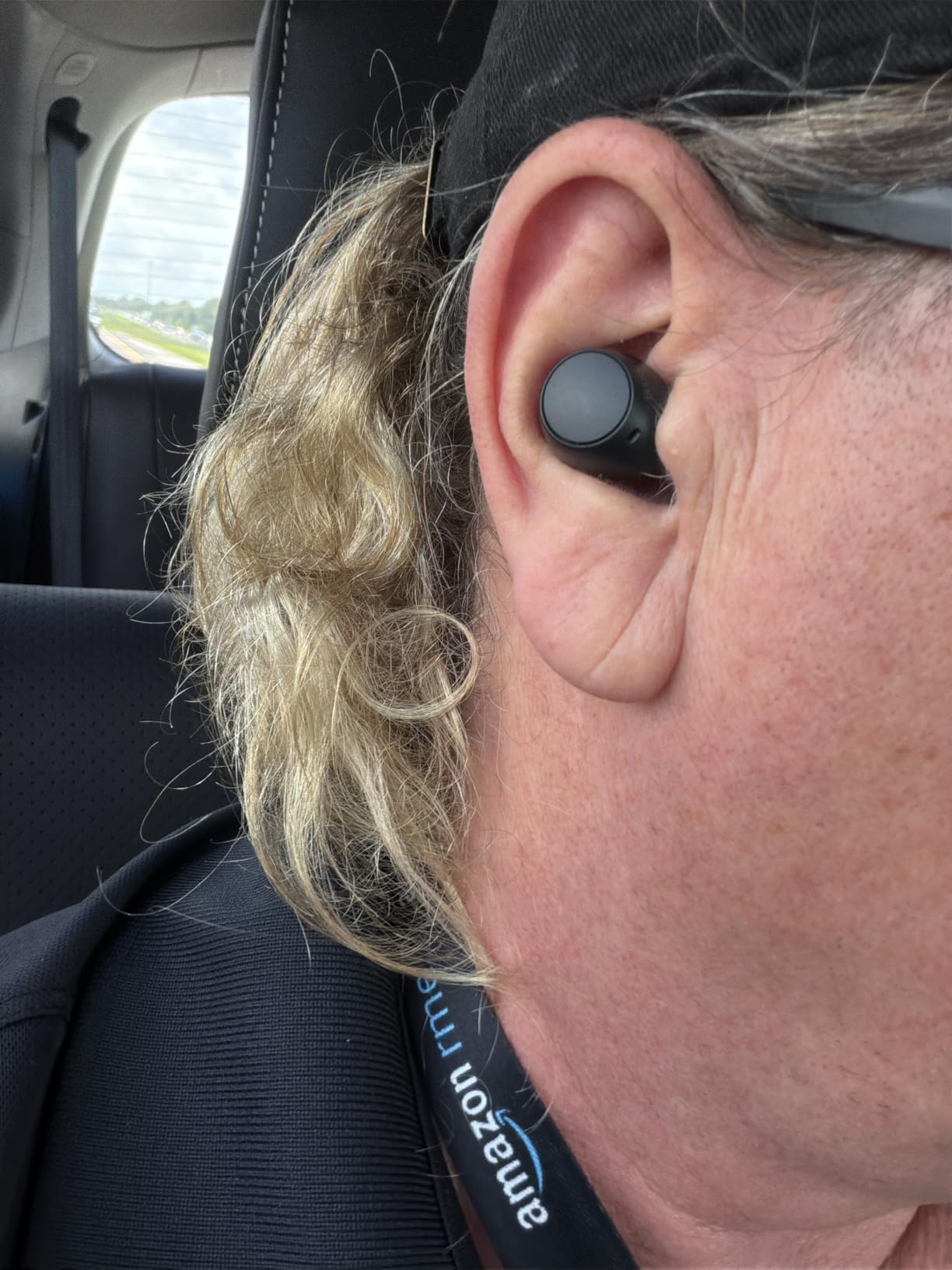 Solid earbuds