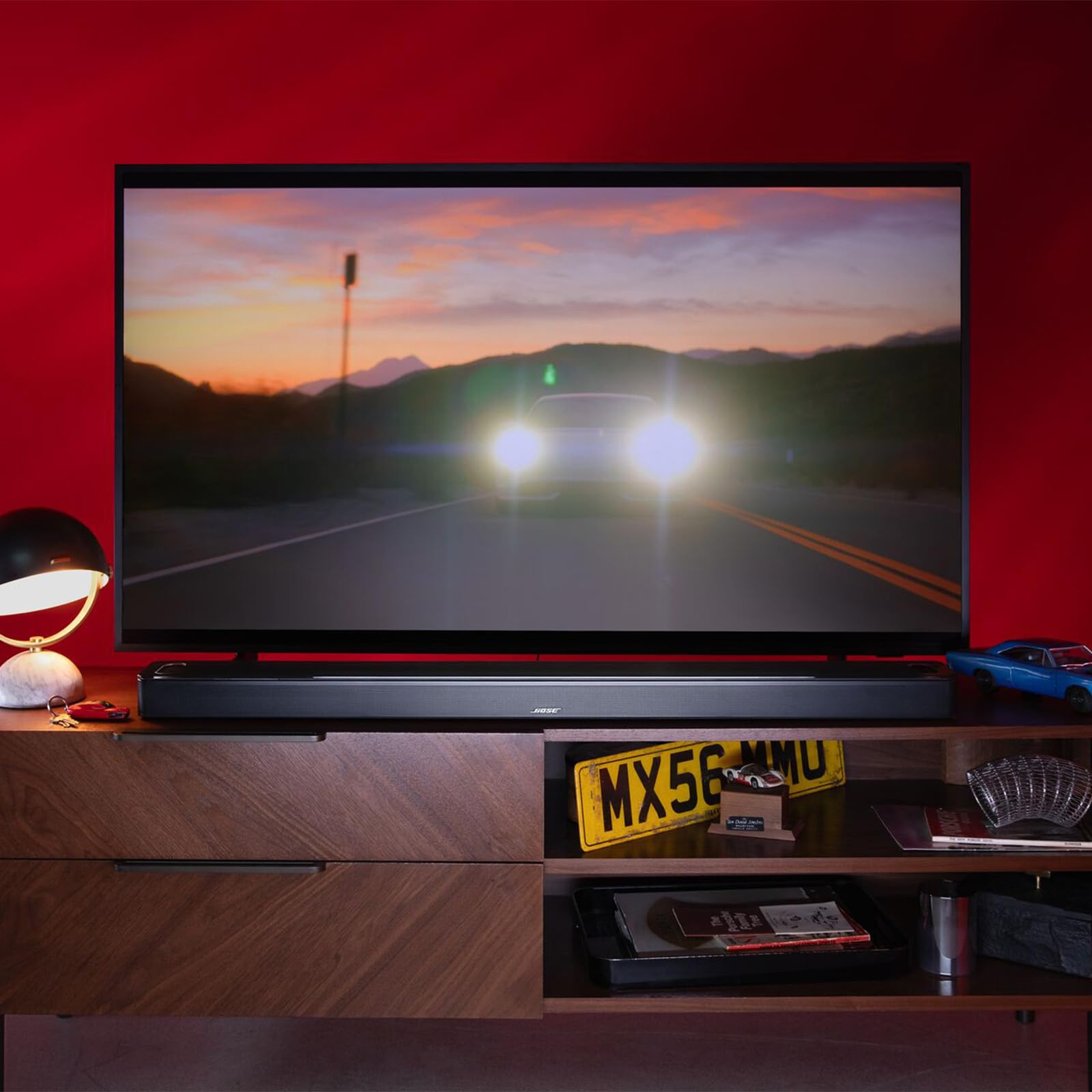 bose-smart-ultra-soundbar-dolby-atmos-surround-sound-truespace-a-i-dialogue-alex image 3