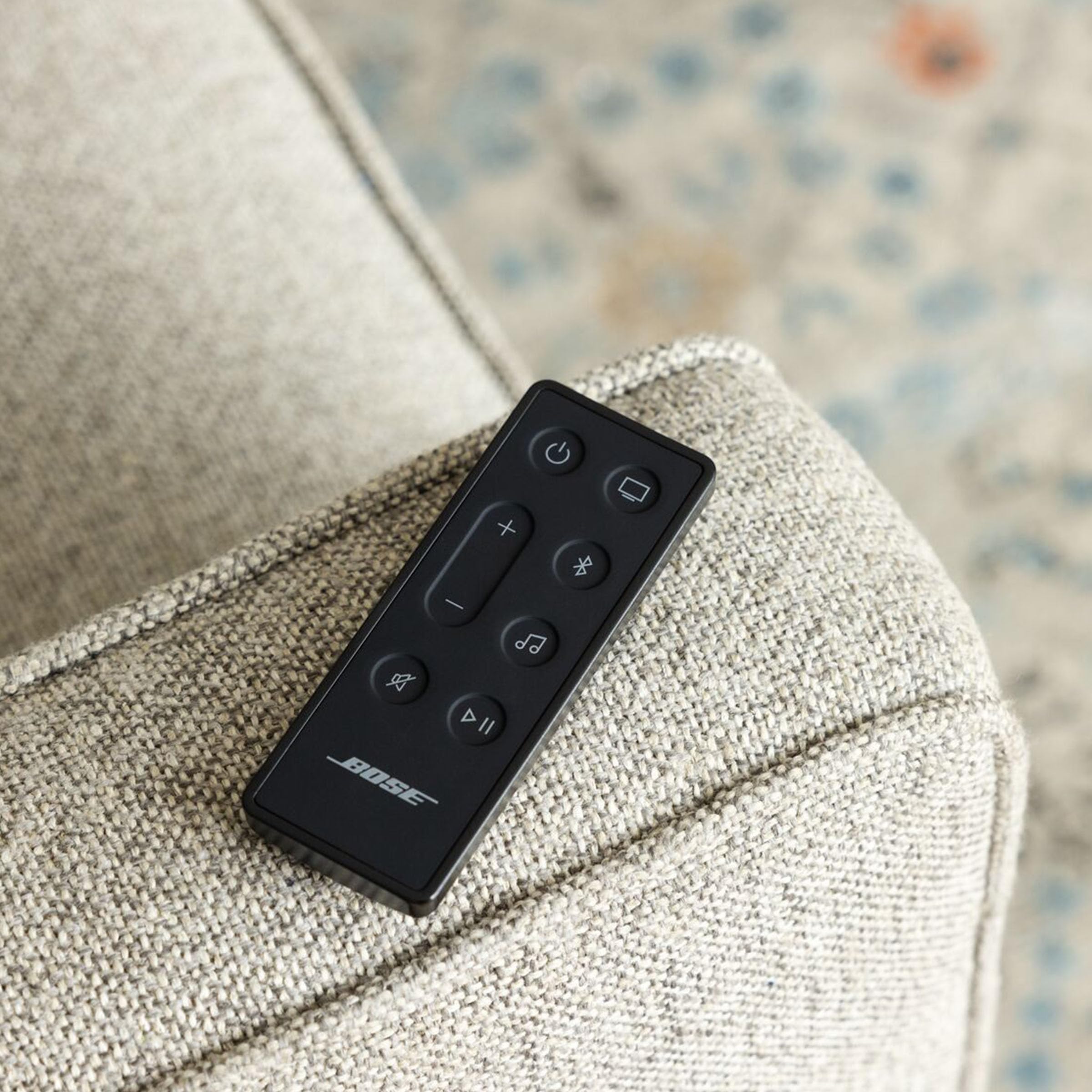 bose-smart-dolby-atmos-soundbar-all-in-one-truespace-a-i-dialogue-mode-alexa-bui image 4