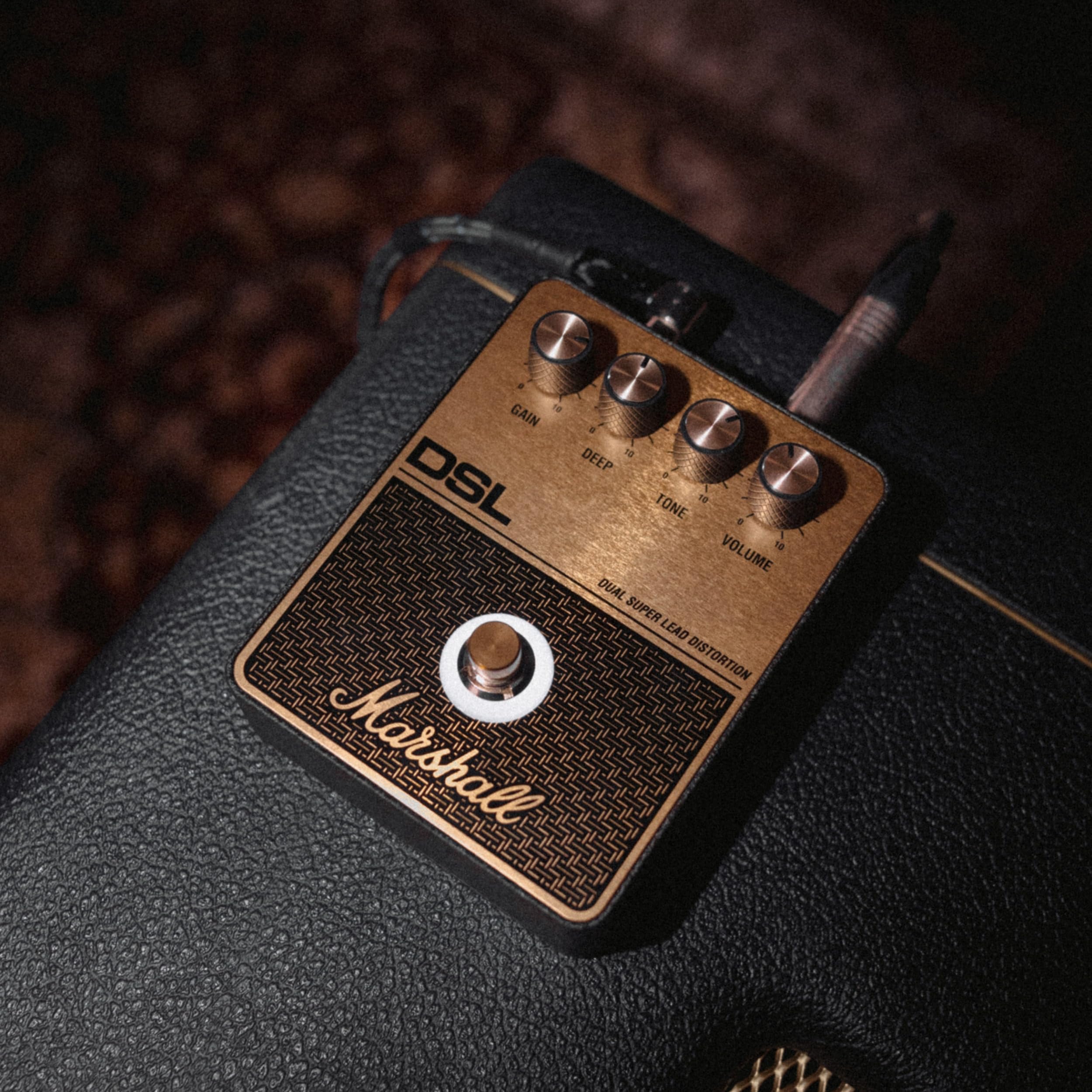 marshall-dsl-overdrive-distortion-pedal-black-and-gold image 6