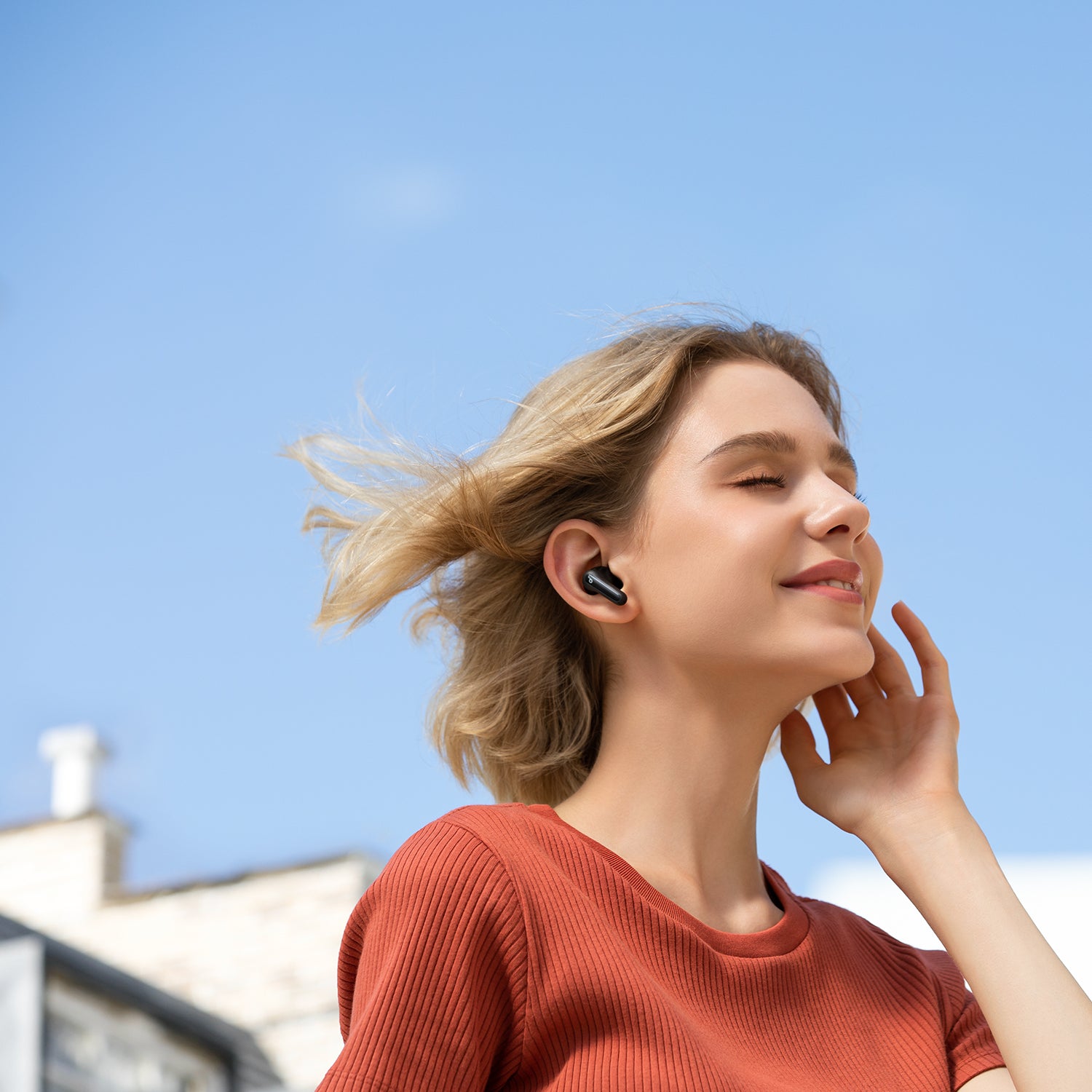 anker-soundcore-life-p2-mini-true-wireless-earbuds-with-bass image 2