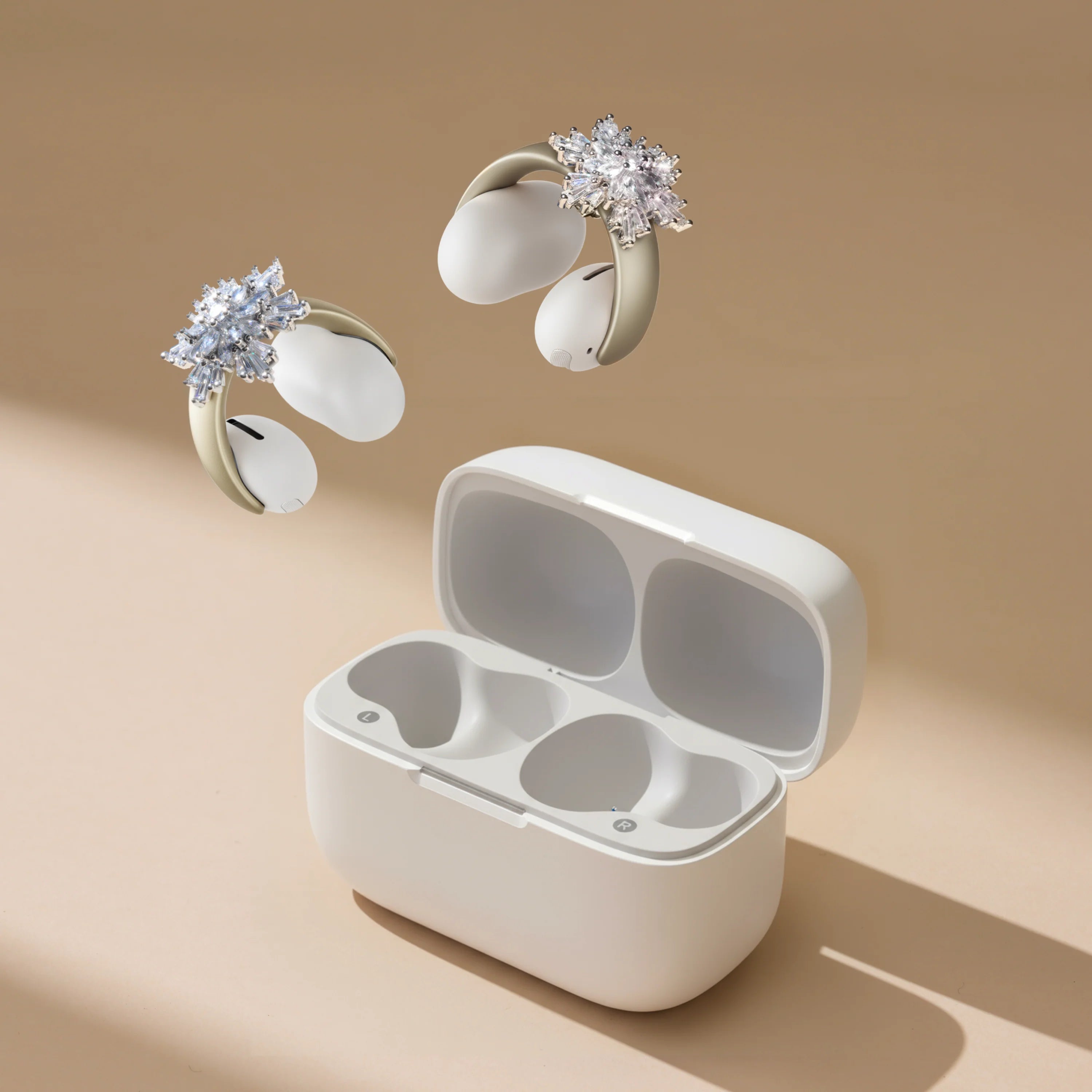 stylish-snowflake-accessory-for-soundcore-aeroclip-exclusive-design image 5